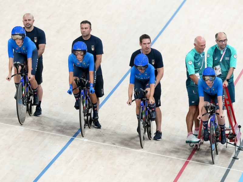 ciclismo pista inseguimento a sq d   finale 3 posto  italia gran bretagna sfb04403 copia simone ferraro ph ciclismo pista inseguimento a sq d   finale 3 posto  italia gran bretagna sfb04403 copia simone ferraro ph