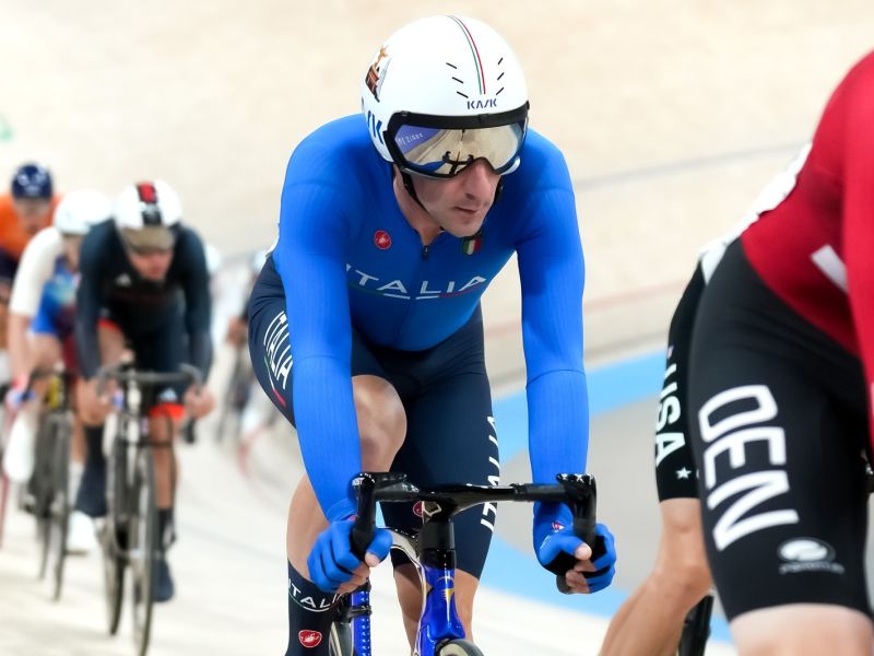 ciclismo viviani elia pista omnium u   scratch sfe06411 copia simone ferraro ph ciclismo viviani elia pista omnium u   scratch sfe06411 copia simone ferraro ph