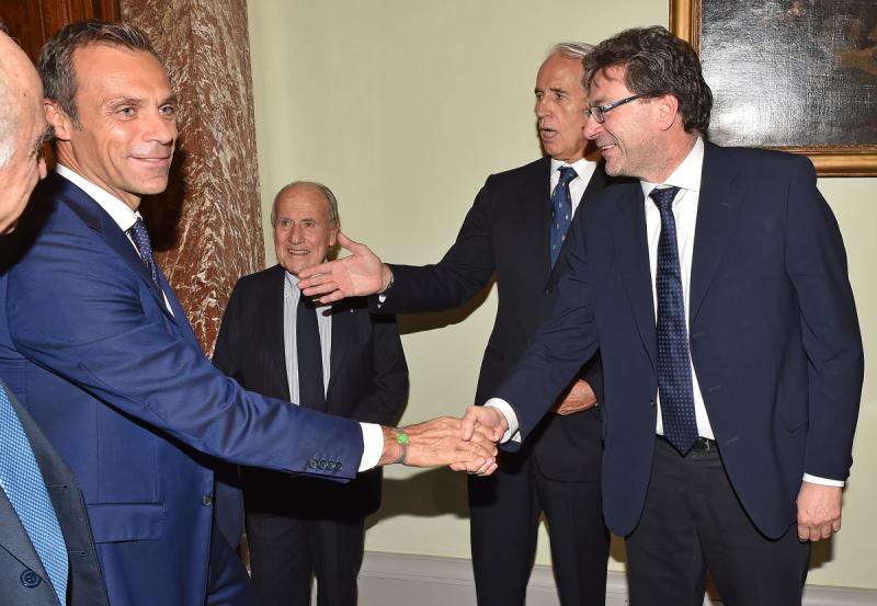 040 Bach Palazzo Chigi Mezzelani GMT 040 Bach Palazzo Chigi Mezzelani GMT