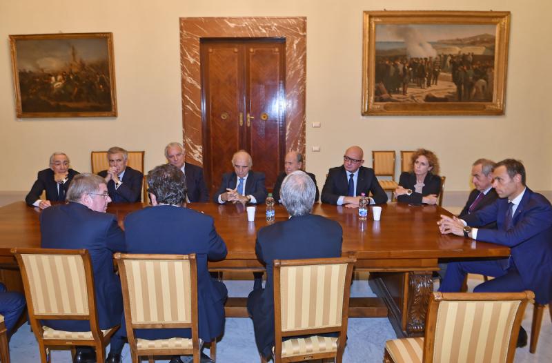 052 Bach Palazzo Chigi Mezzelani GMT 052 Bach Palazzo Chigi Mezzelani GMT