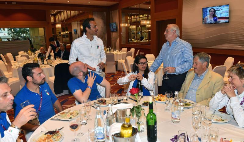 champagne mezzelani gmt001 champagne mezzelani gmt001