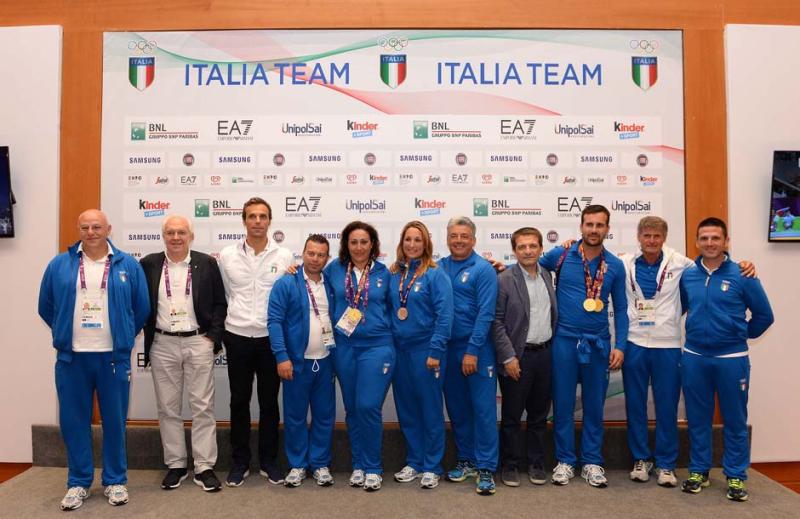 Casa Italia foto Ferraro GMT 010 Casa Italia foto Ferraro GMT 010