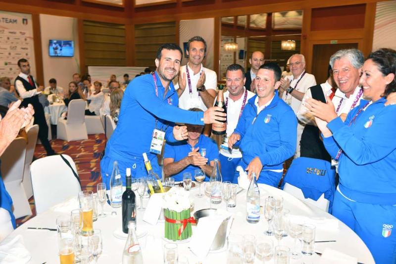 champagnetiromezzelanigmt059 champagnetiromezzelanigmt059