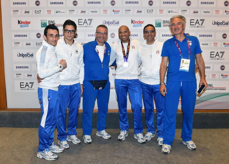 festeggiamentiboxenuotoschermamezzelanigmt049 festeggiamentiboxenuotoschermamezzelanigmt049