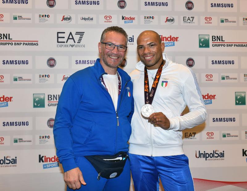 festeggiamentiboxenuotoschermamezzelanigmt050 festeggiamentiboxenuotoschermamezzelanigmt050