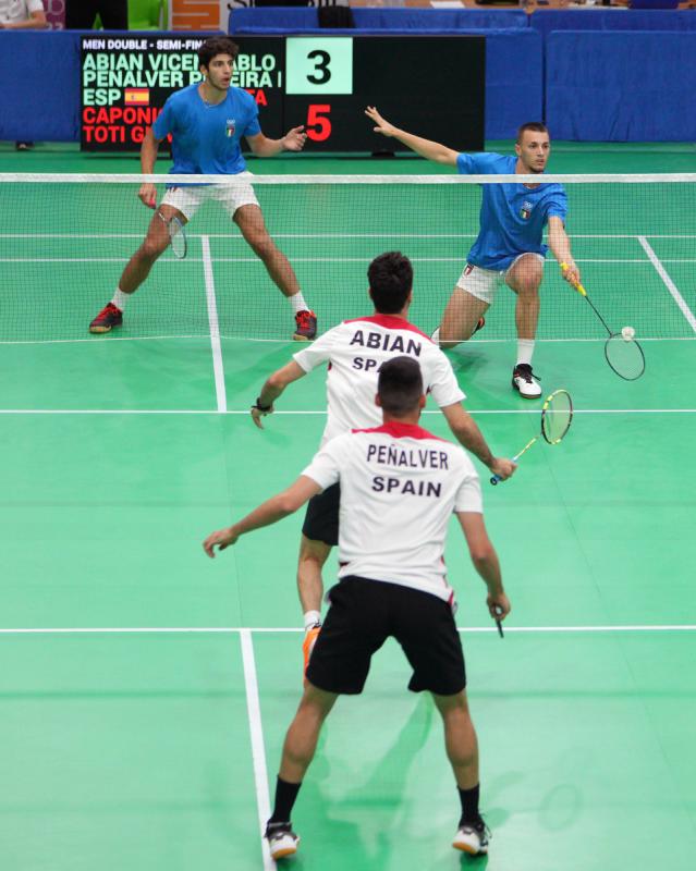 Badminton Toti Caponio VS Penalven Pereira foto Luca Pagliaricci ORA03127 copia  Badminton Toti Caponio VS Penalven Pereira foto Luca Pagliaricci ORA03127 copia