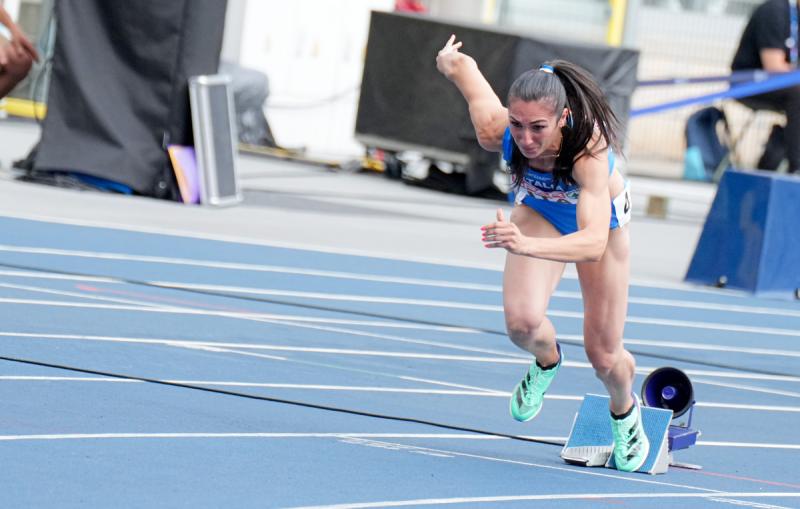 ALICE MANGIONE 400m Ph Simone Ferraro SFA06959 copia ALICE MANGIONE 400m Ph Simone Ferraro SFA06959 copia