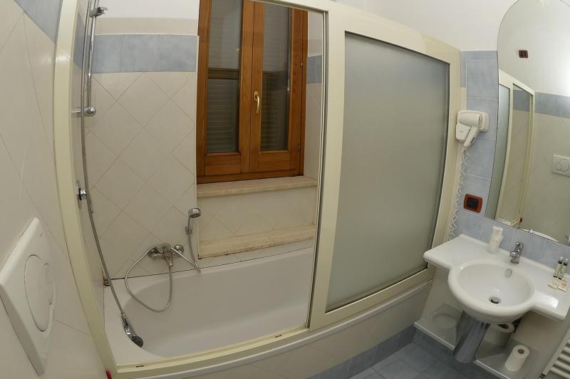 _oli2269_20220528_1799977363 _oli2269_20220528_1799977363