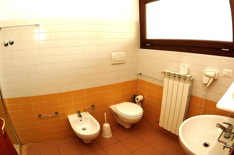 _oli8512_20220528_1346338734 _oli8512_20220528_1346338734