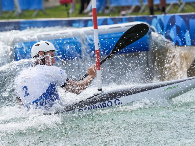 canoa de gennaro giovanni slalom k1 dsc06470 luca pagliaricci ph canoa de gennaro giovanni slalom k1 dsc06470 luca pagliaricci ph