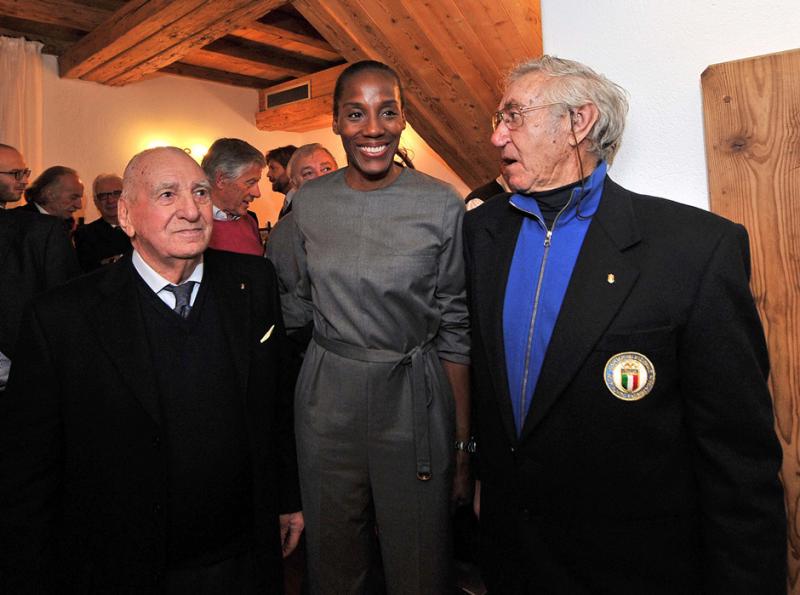 Cortina Cena foto Simone Ferraro - GMT 018 Cortina Cena foto Simone Ferraro - GMT 018