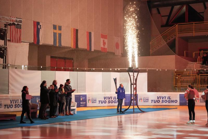 2216 Apertura 051 ph Simone Ferraro 3-SFA05100 2216 Apertura 051 ph Simone Ferraro 3-SFA05100