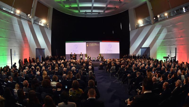 collari_doro_foto_mezzelani_pagliaricci_gmt003_20191216_2095036814 collari_doro_foto_mezzelani_pagliaricci_gmt003_20191216_2095036814