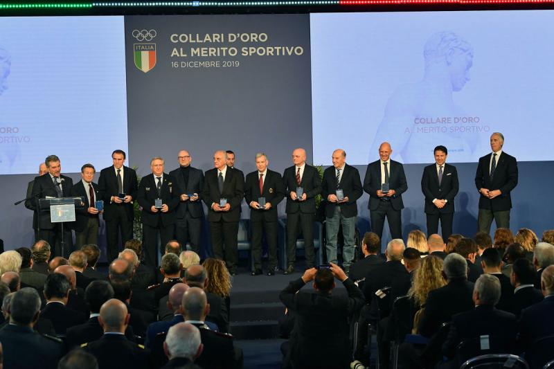 collari_doro_foto_mezzelani_pagliaricci_gmt094_20191216_2010128110 collari_doro_foto_mezzelani_pagliaricci_gmt094_20191216_2010128110