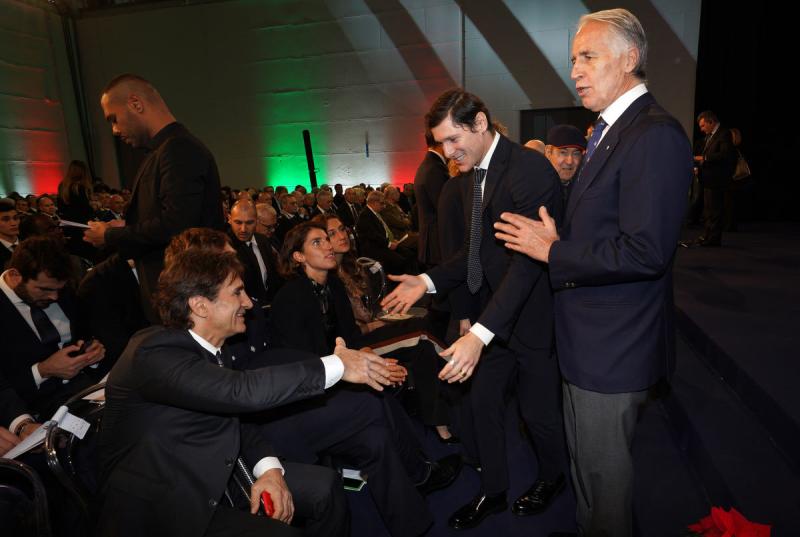 collari_doro_foto_mezzelani_pagliaricci_gmt121_20191216_1700824888 collari_doro_foto_mezzelani_pagliaricci_gmt121_20191216_1700824888