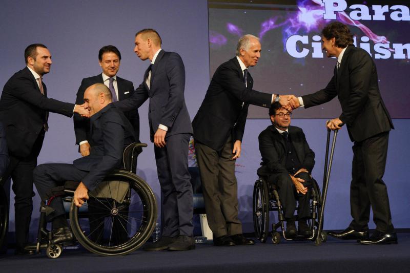 collari_doro_foto_mezzelani_pagliaricci_gmt229_-_copia_20191216_1844585797 collari_doro_foto_mezzelani_pagliaricci_gmt229_-_copia_20191216_1844585797