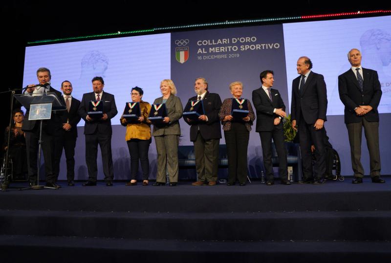 collari_doro_foto_mezzelani_pagliaricci_gmt255_20191216_1249306273 collari_doro_foto_mezzelani_pagliaricci_gmt255_20191216_1249306273