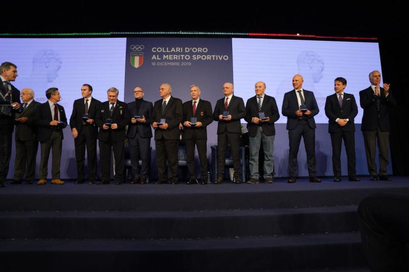 collari_doro_foto_mezzelani_pagliaricci_gmt256_20191216_1323030736 collari_doro_foto_mezzelani_pagliaricci_gmt256_20191216_1323030736