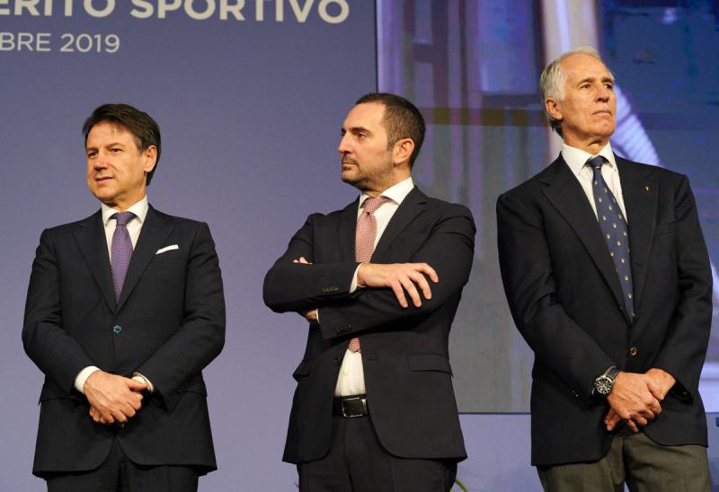collari_doro_foto_mezzelani_pagliaricci_gmt275_20191216_1585239051 collari_doro_foto_mezzelani_pagliaricci_gmt275_20191216_1585239051