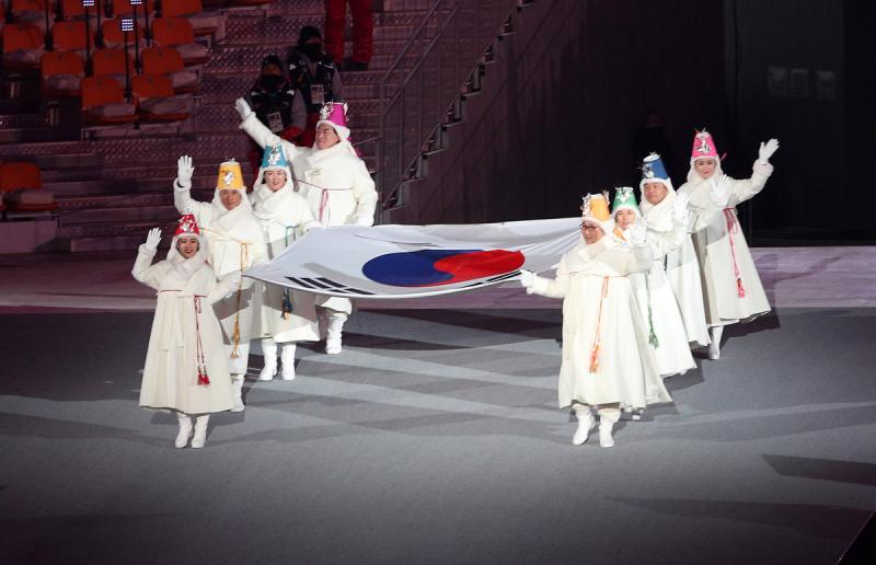 180209_053cerimonia_apertura_ferraro_pagliaricci_-_gmt_20180209_1727026607 180209_053cerimonia_apertura_ferraro_pagliaricci_-_gmt_20180209_1727026607