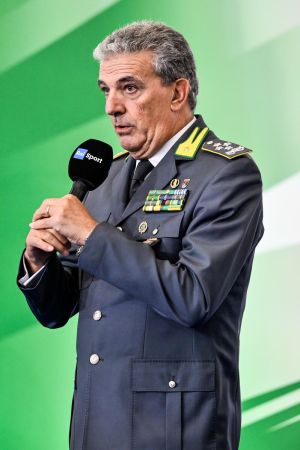 coni cnx128254px