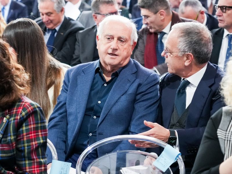 web collari 0049 ph simone ferraro sfa07200 copia 20231222 web collari 0049 ph simone ferraro sfa07200 copia 20231222