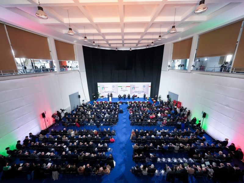 web collari 0125 ph simone ferraro sfa07648 20231222 web collari 0125 ph simone ferraro sfa07648 20231222