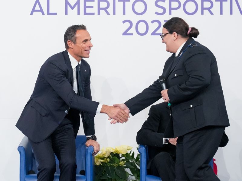 web collari 0249 ph simone ferraro sfa08311 copia 20231222 web collari 0249 ph simone ferraro sfa08311 copia 20231222