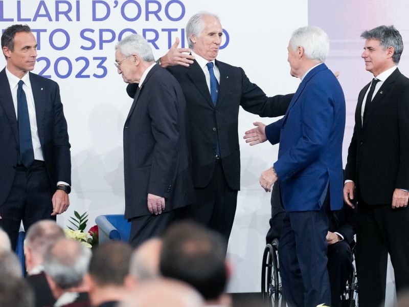 web collari 0324 ph simone ferraro sfa08820 copia 20231222 web collari 0324 ph simone ferraro sfa08820 copia 20231222