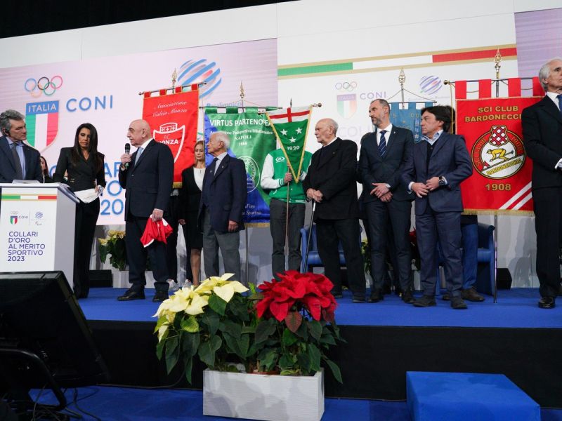 web collari 0350 ph luca pagliaricci lup09456 20231222 web collari 0350 ph luca pagliaricci lup09456 20231222