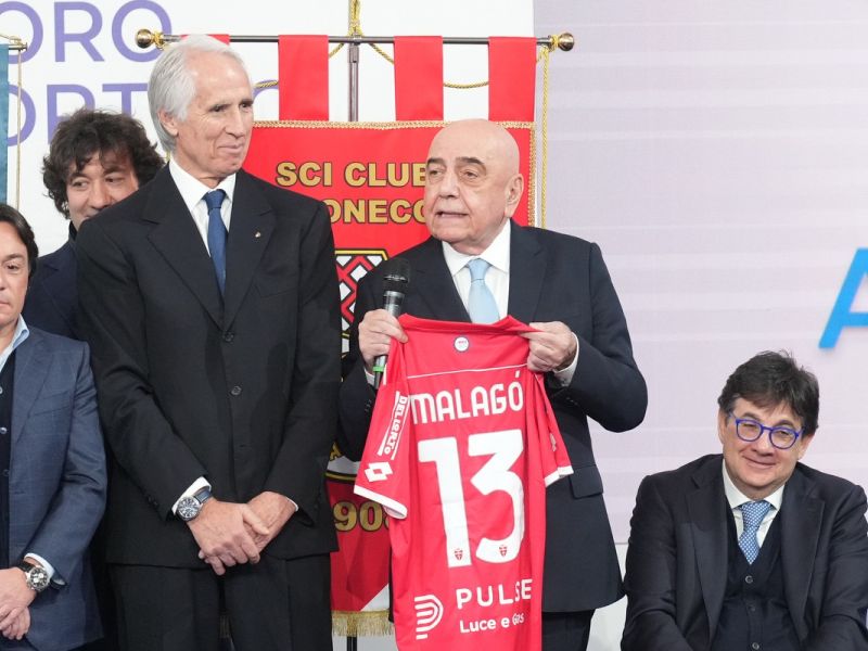 web collari 0352 ph simone ferraro sfa09023 20231222 web collari 0352 ph simone ferraro sfa09023 20231222