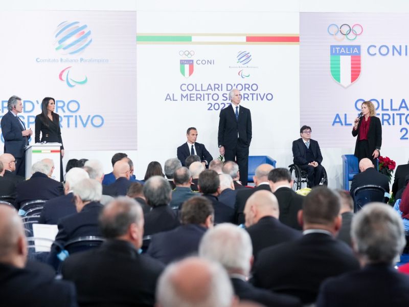 web collari 0376 ph simone ferraro sfa09156 copia 20231222 web collari 0376 ph simone ferraro sfa09156 copia 20231222