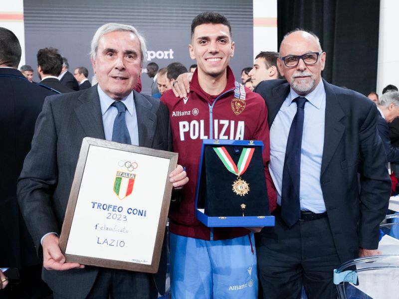 web collari 0385 ph simone ferraro sfa09202 copia 20231222 web collari 0385 ph simone ferraro sfa09202 copia 20231222