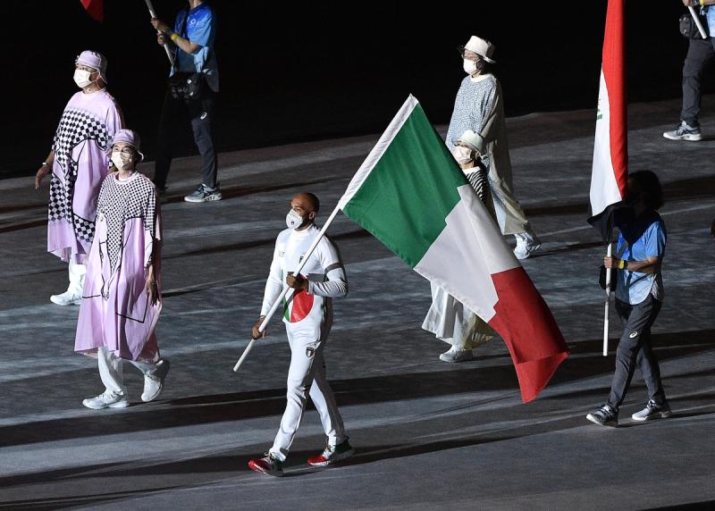 Chiusura foto Simone Ferraro GMT SFE_5827 copia Chiusura foto Simone Ferraro GMT SFE_5827 copia