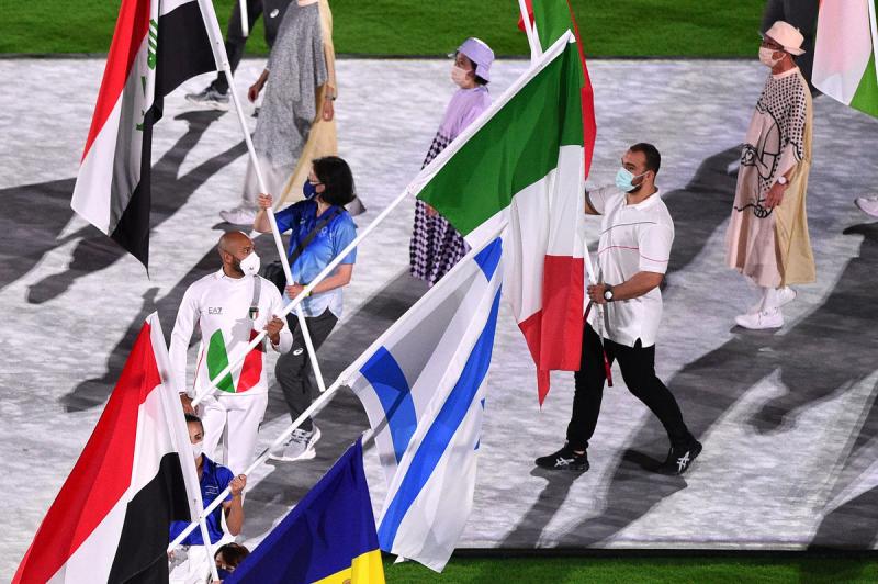 Chiusura foto Simone Ferraro GMT SFE_5887 copia Chiusura foto Simone Ferraro GMT SFE_5887 copia