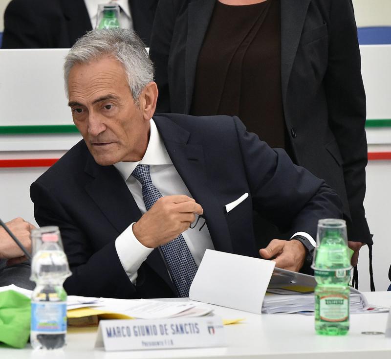 cons naz libro arese  klaus di biasi foto mezzelani gmt107 cons naz libro arese  klaus di biasi foto mezzelani gmt107