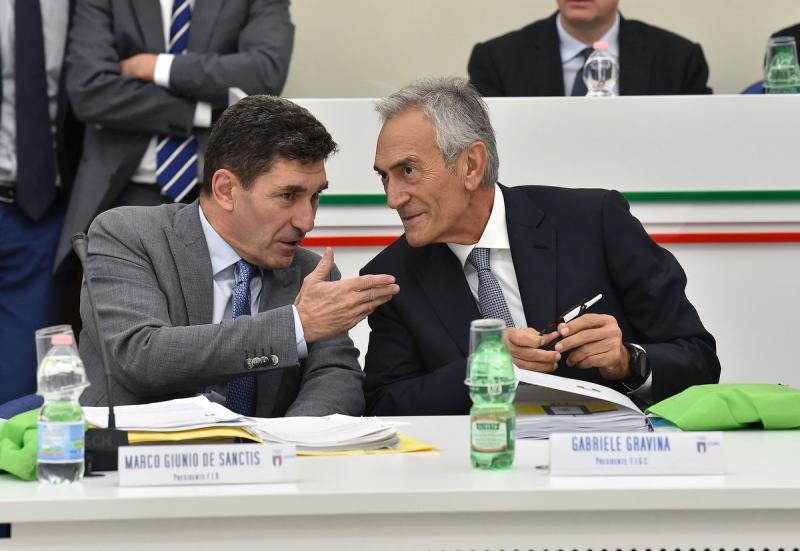 cons naz libro arese  klaus di biasi foto mezzelani gmt109 cons naz libro arese  klaus di biasi foto mezzelani gmt109