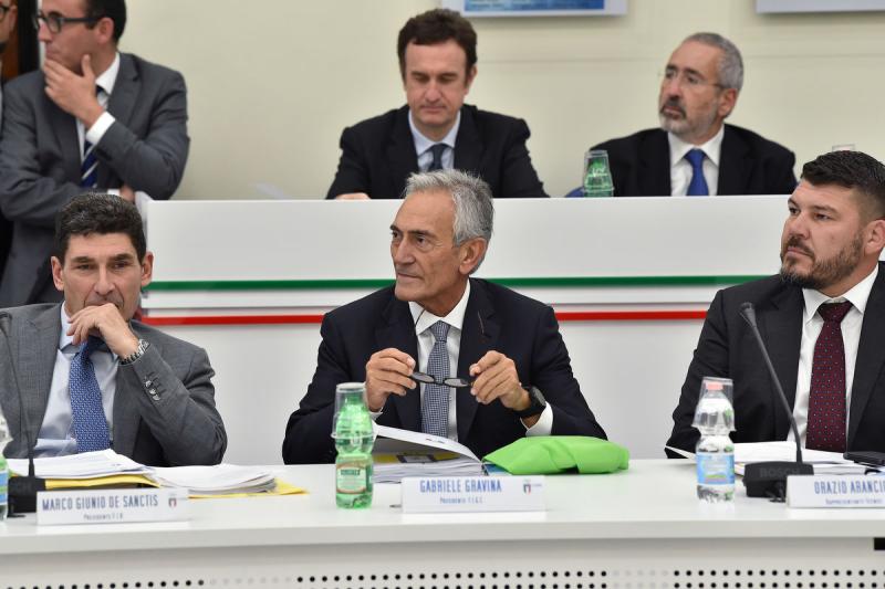 cons naz libro arese  klaus di biasi foto mezzelani gmt113 cons naz libro arese  klaus di biasi foto mezzelani gmt113