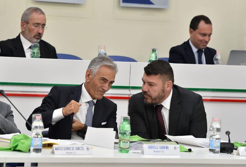 cons naz libro arese  klaus di biasi foto mezzelani gmt133 cons naz libro arese  klaus di biasi foto mezzelani gmt133