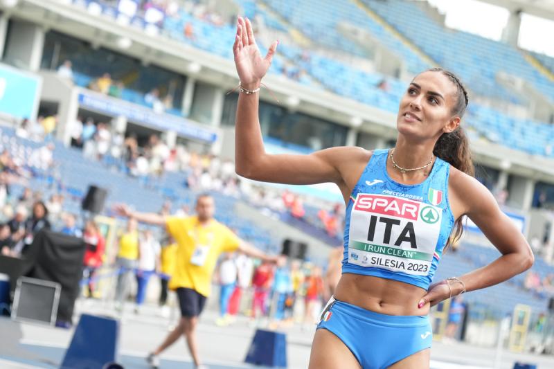 DALIA KADDARI 200m Ph Simone Ferraro SFA02977 DALIA KADDARI 200m Ph Simone Ferraro SFA02977