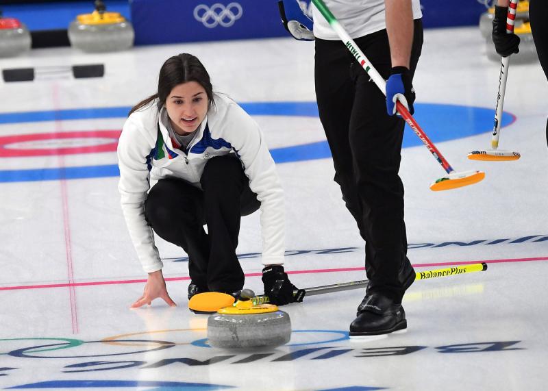 azzurri curling vincono match inaugurale contro usa foto mezzelani gmt sport032 azzurri curling vincono match inaugurale contro usa foto mezzelani gmt sport032