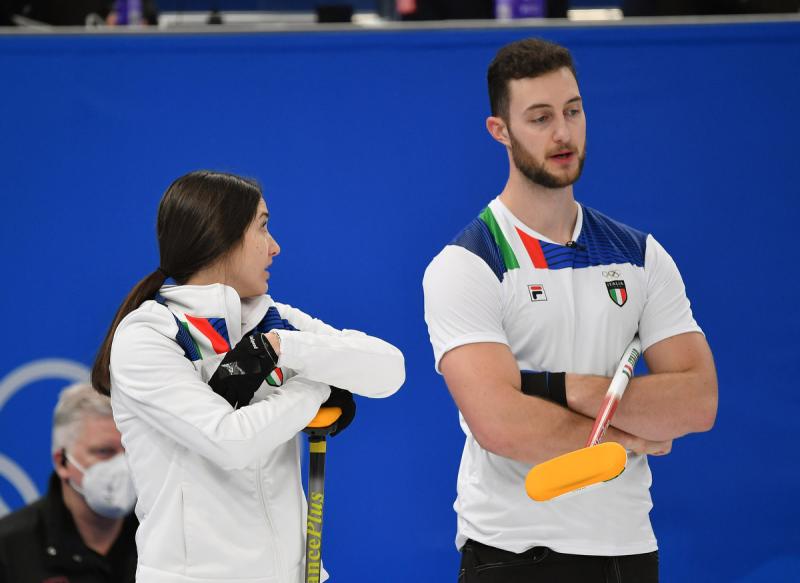 azzurri curling vincono match inaugurale contro usa foto mezzelani gmt sport078 azzurri curling vincono match inaugurale contro usa foto mezzelani gmt sport078