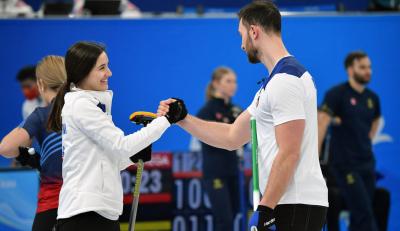 Curling: prima vittoria del doppio misto