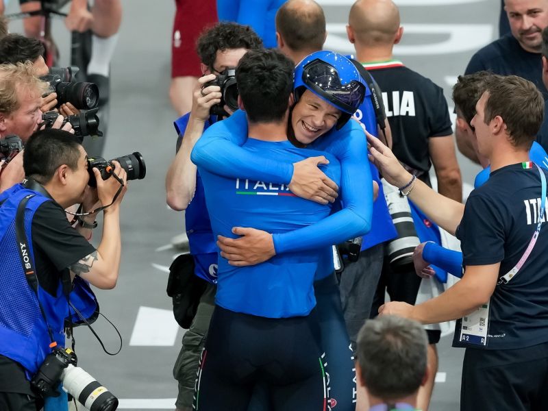 ciclismo pista pista inseguimento a sq u   finale 3 italia danimarca sfb04172 copia simone ferraro ph ciclismo pista pista inseguimento a sq u   finale 3 italia danimarca sfb04172 copia simone ferraro ph