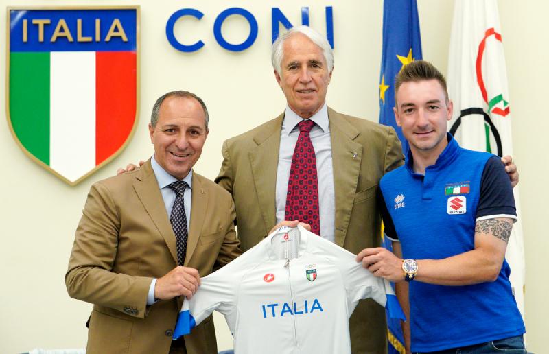 Elia Viviani Portabandiera Foto Luca Pagliaricci043 Elia Viviani Portabandiera Foto Luca Pagliaricci043