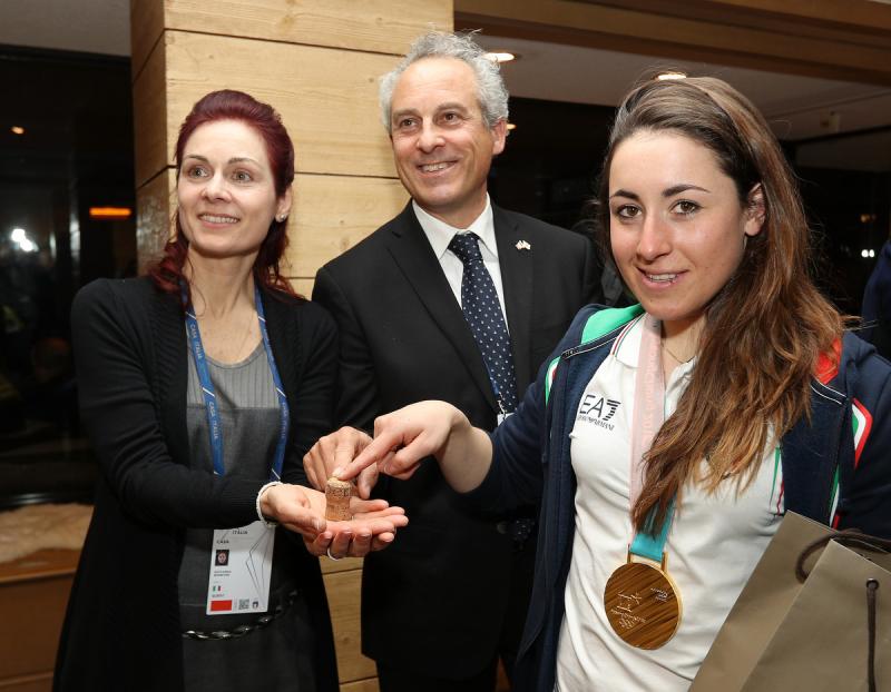 180222_022_goggia_fondatore_google_casa_italia_pagliaricci_-_gmt_20180222_1746188811 180222_022_goggia_fondatore_google_casa_italia_pagliaricci_-_gmt_20180222_1746188811