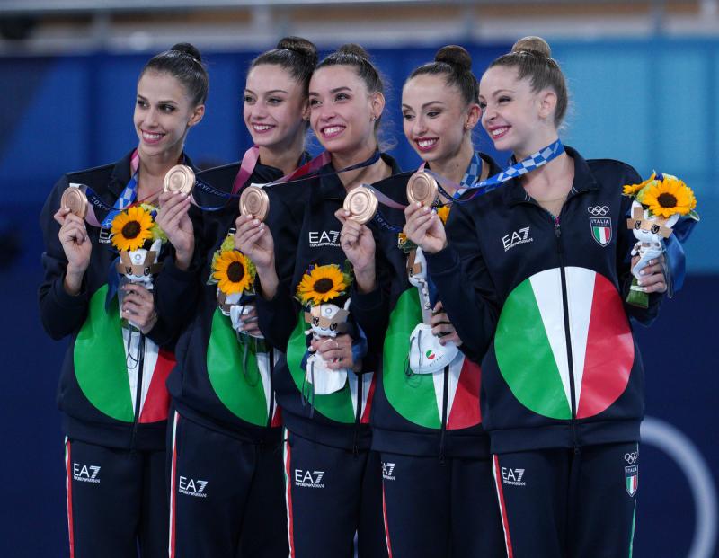 Ginnastica Ritmica Farfalle BRONZO Foto Luca Pagliaricci GMT TOK08880 copia Ginnastica Ritmica Farfalle BRONZO Foto Luca Pagliaricci GMT TOK08880 copia