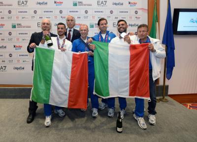 Festa a Casa Italia per le medaglie del Karate