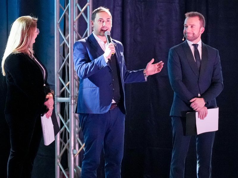 apertura ph simone ferraro sfa04469 copia 20231215 apertura ph simone ferraro sfa04469 copia 20231215