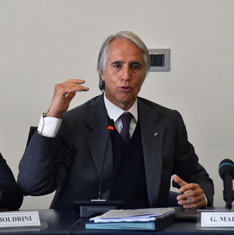 insiemecontroilcancromezzelanigmt0048 insiemecontroilcancromezzelanigmt0048